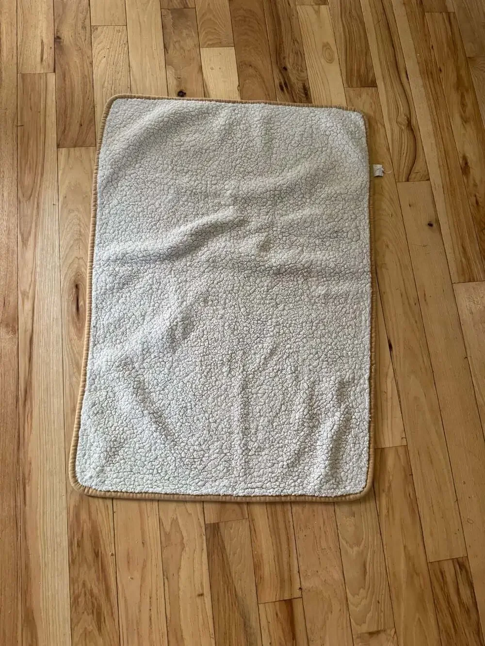Bedsure waterproof dog